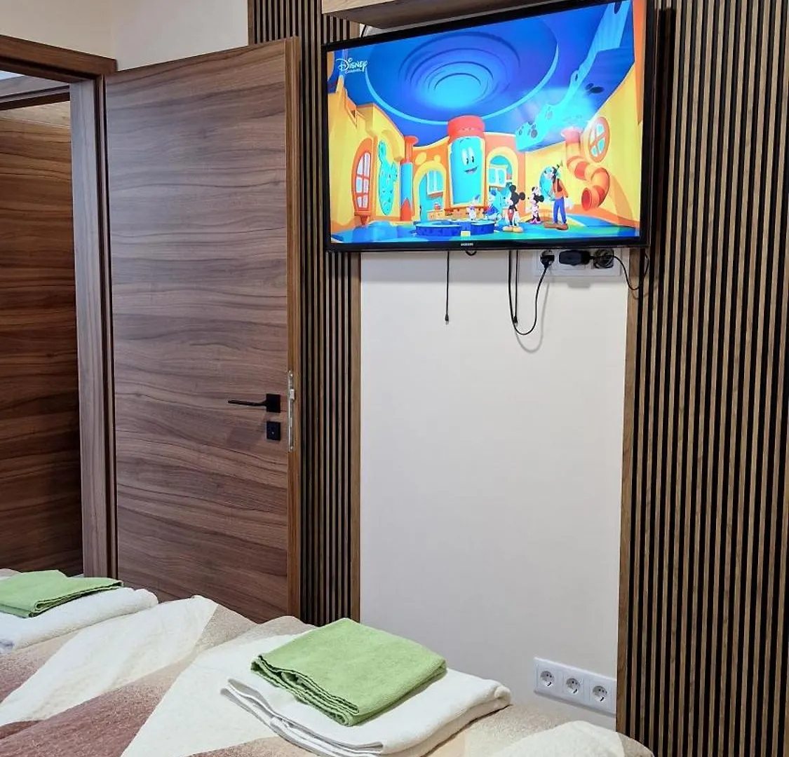 Betti Lux Apartman Hajduszoboszlo Hungary